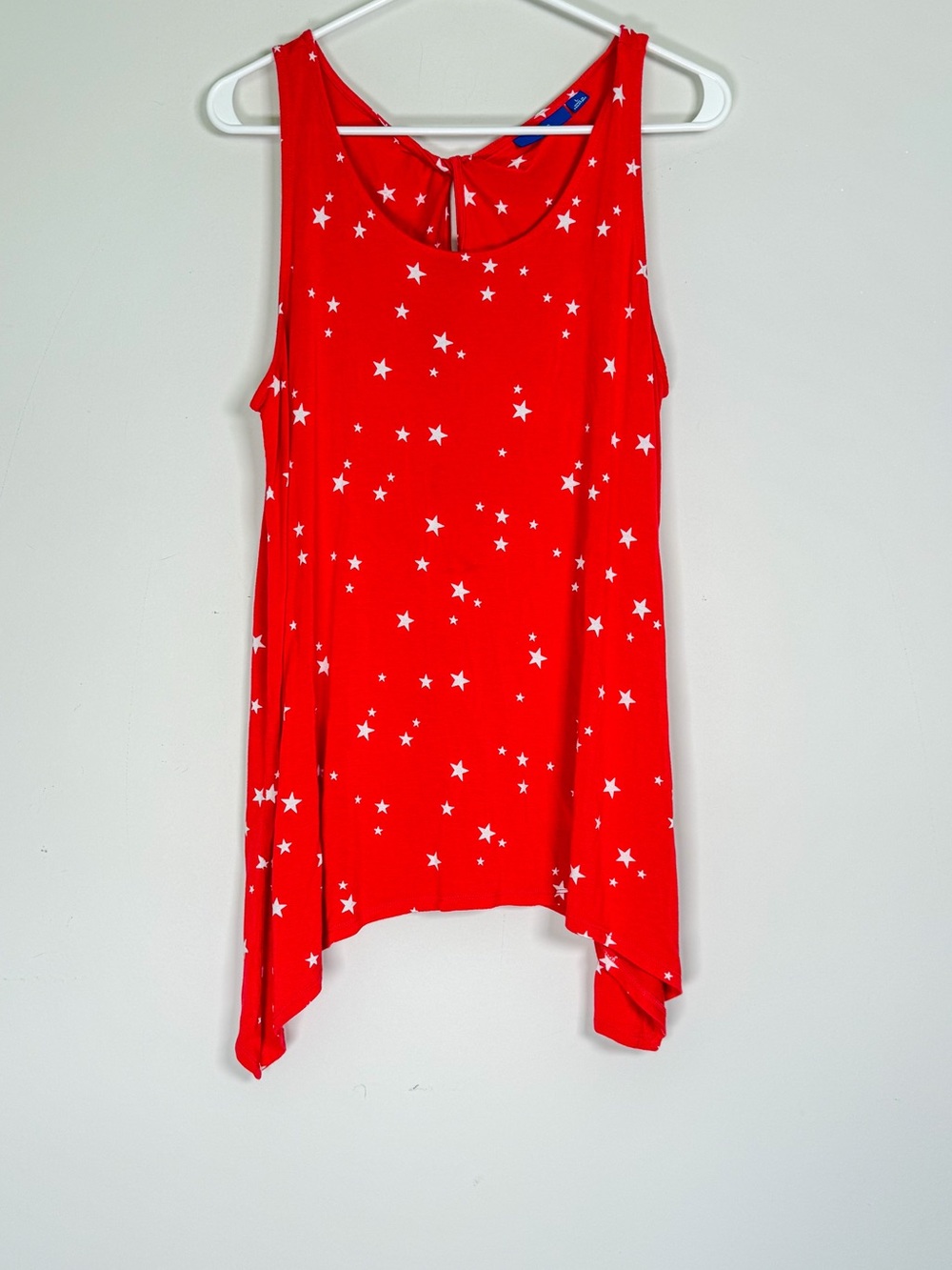 Apt. 9 Red Star Print Sleeveless Tank